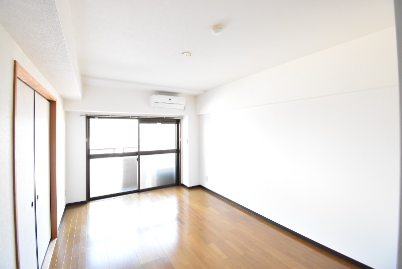 ��ʌ�����s�V�䒬�̃}���V�����̋��ԁE���r���O