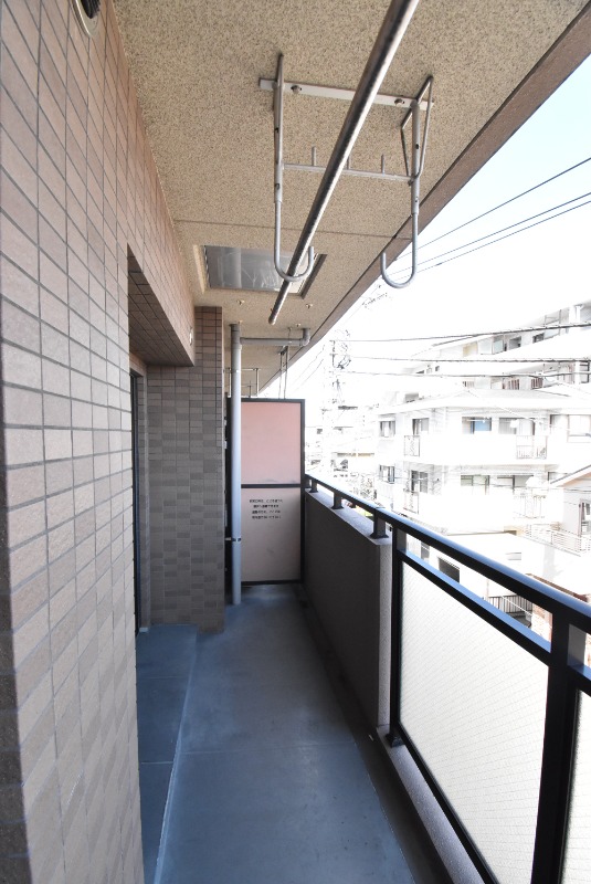 ��ʌ�����s�V�䒬�̃}���V�����̃o���R�j�[