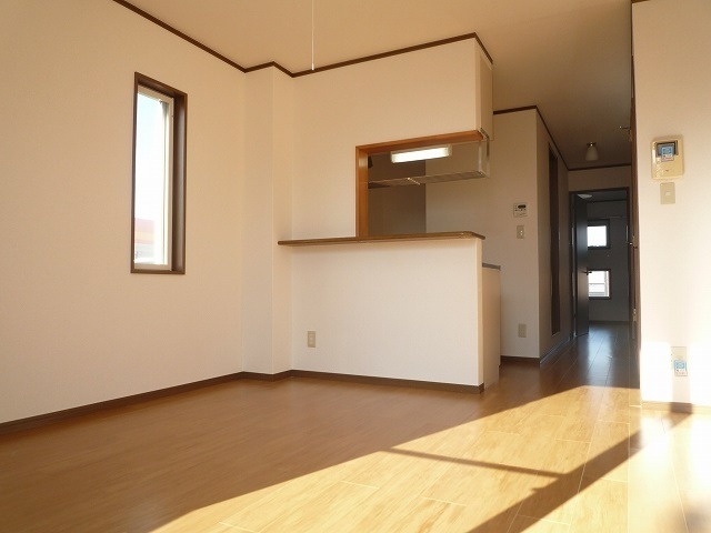 ��ʌ�����s���̏o�P���ڂ̃}���V�����̋��ԁE���r���O