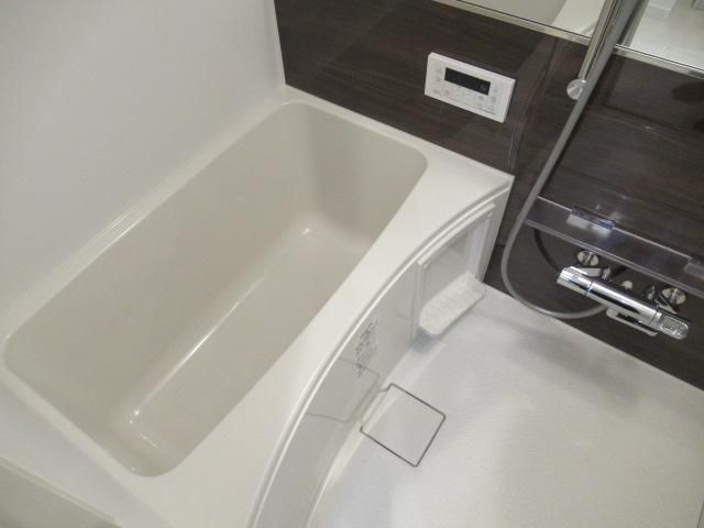 ��ʌ�����s�����P���ڂ̃A�p�[�g�̃o�X