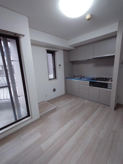 ��ʌ��������܎s�Y�a��k�Y�a�R���ڂ̃}���V�����̋��ԁE���r���O