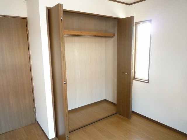 ��ʌ�����s���̏o�P���ڂ̃}���V�����̎��[