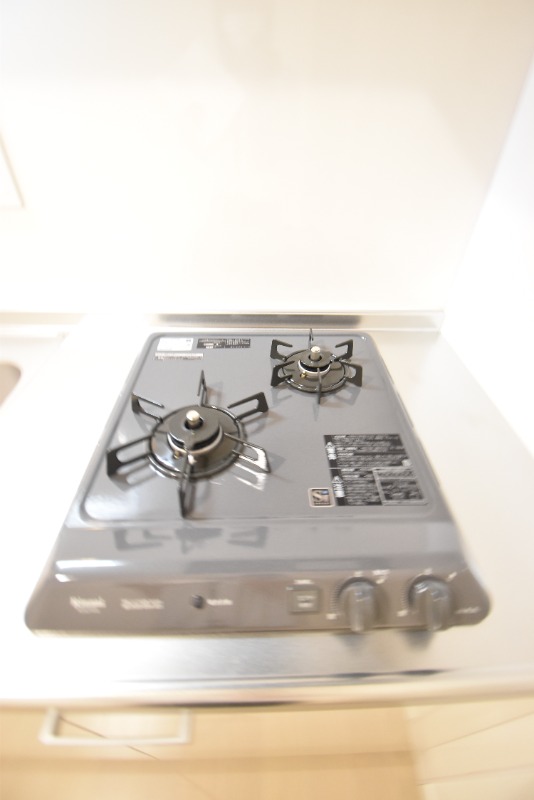 ��ʌ������s����P���ڂ̃A�p�[�g�̃L�b�`��