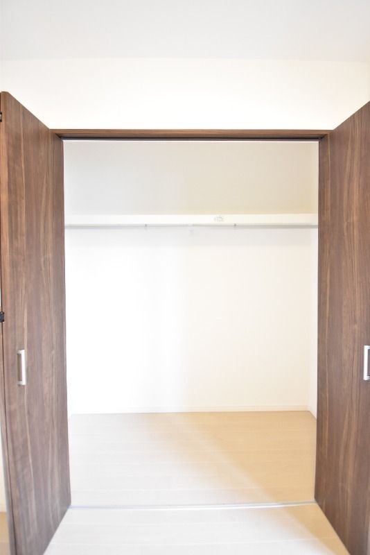 ��ʌ������s����P���ڂ̃A�p�[�g�̎��[