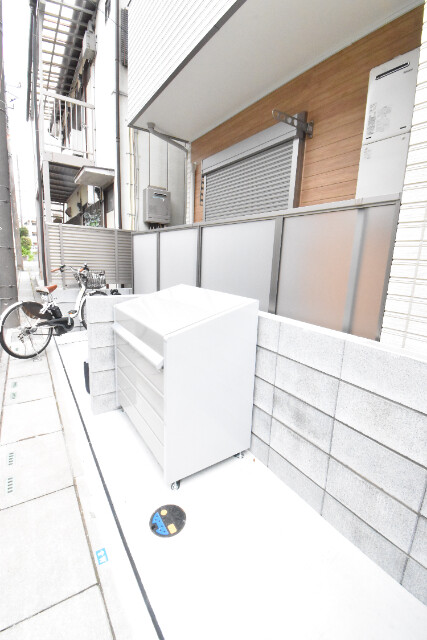 ��ʌ������s����P���ڂ̃A�p�[�g�̂��̑�