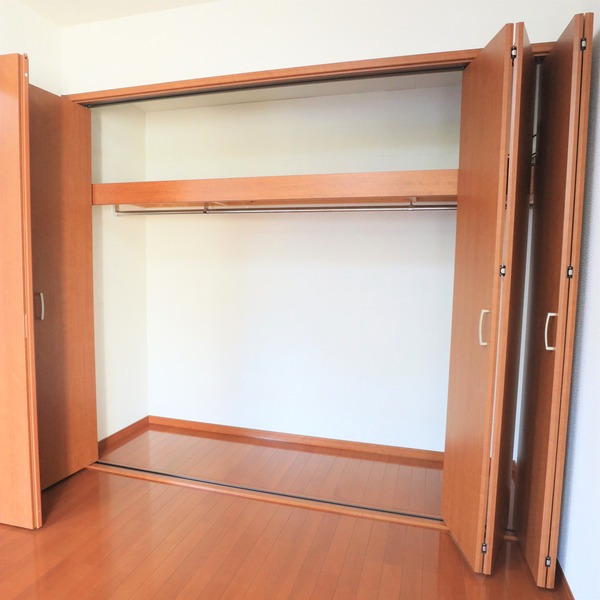 ��ʌ�����s�����J�{���R���ڂ̃A�p�[�g�̎��[