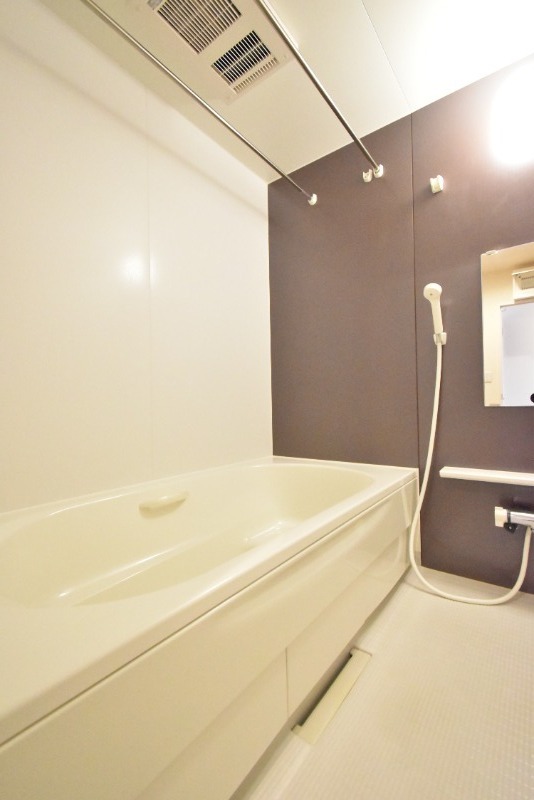 ��ʌ��������܎s��{��O���P���ڂ̃}���V�����̃o�X