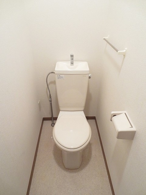 ��ʌ��������܎s��΋撇���Q���ڂ̃}���V�����̃g�C��