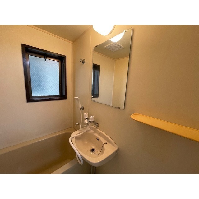 ��ʌ��������܎s��{��㏬���̃}���V�����̐��ʏ�