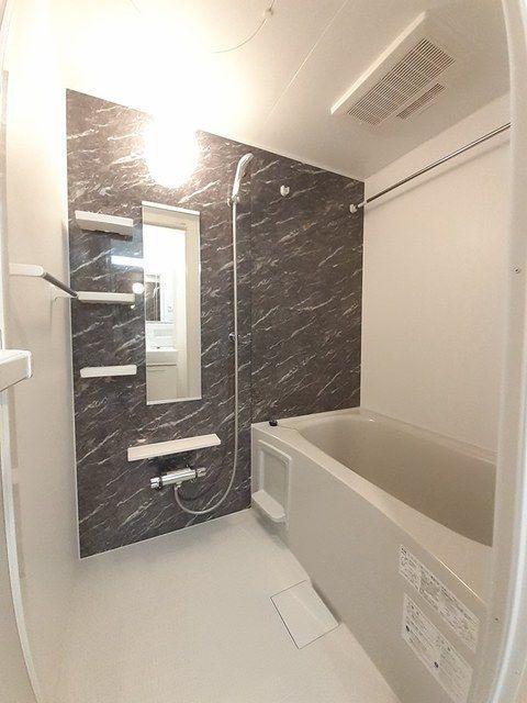 ��ʌ��������܎s��{��O���S���ڂ̃A�p�[�g�̃o�X