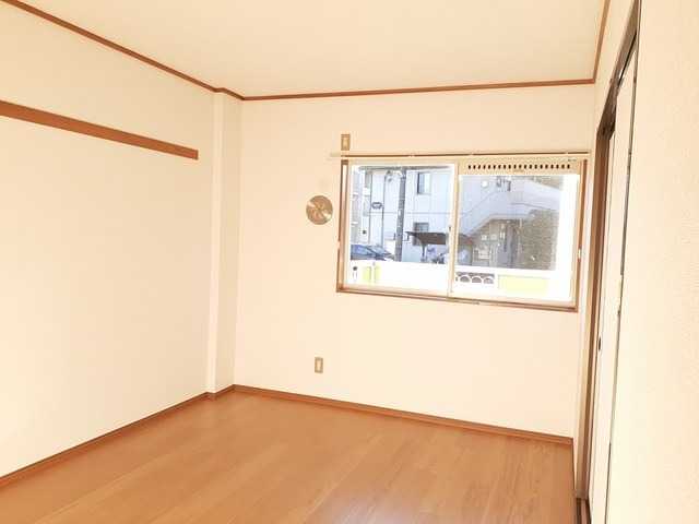 ��ʌ������s���v��̃A�p�[�g�̂��̑������E�X�y�[�X