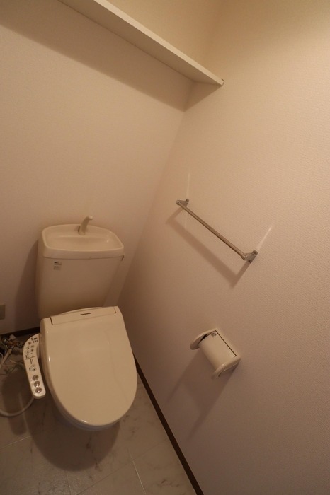 ��ʌ��������܎s��{��O���P���ڂ̃A�p�[�g�̃g�C��