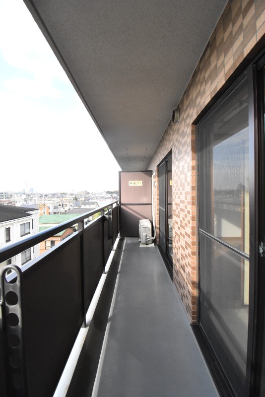 ��ʌ��������܎s�΋摾�c�E�P���ڂ̃}���V�����̃o���R�j�[