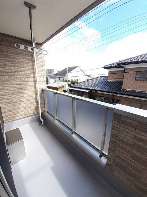 ��ʌ��������܎s��{��O���S���ڂ̃A�p�[�g�̃o���R�j�[