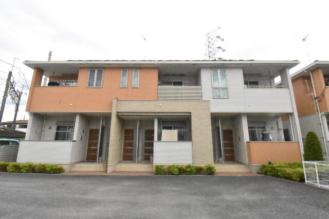 ��ʌ��@�c�s�Β��R���ڂ̃A�p�[�g�̌����O��