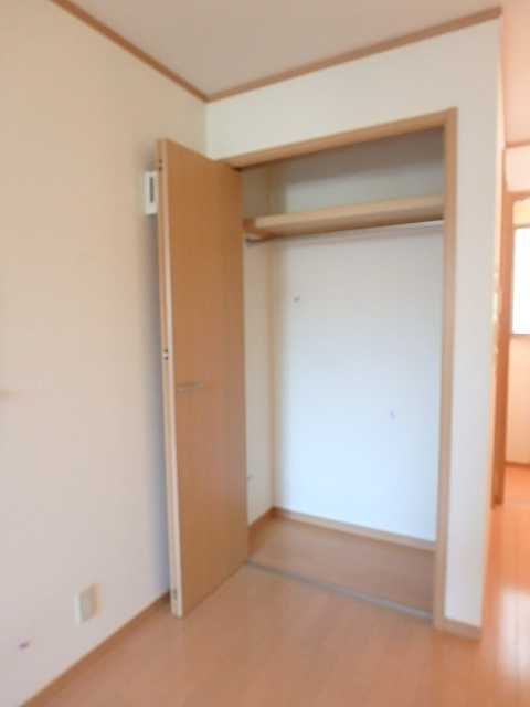 ��ʌ��������܎s��{��V�����Q���ڂ̃A�p�[�g�̎��[