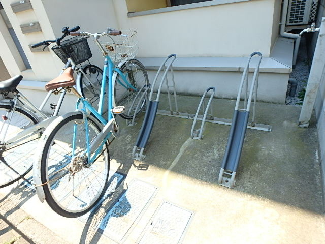 ��ʌ��������܎s��{��V�����Q���ڂ̃A�p�[�g�̂��̑�