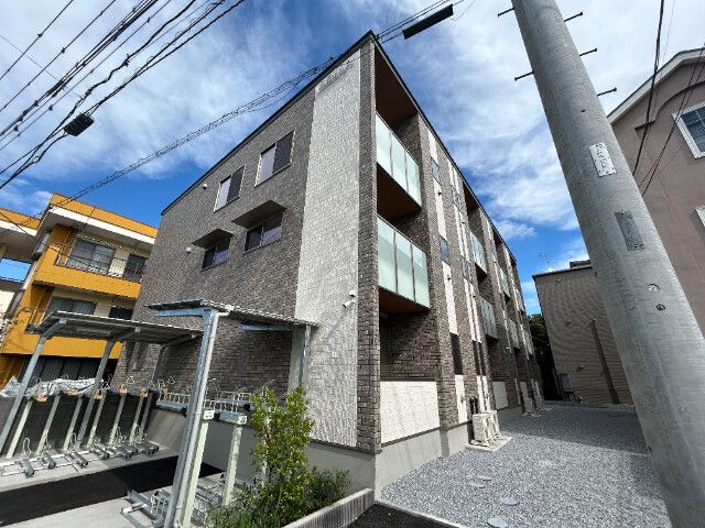 ��ʌ��������܎s�k��y�C���Q���ڂ̃A�p�[�g�̌����O��