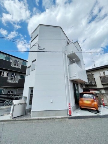 ��ʌ��������܎s�k�擌�听���P����677�̃A�p�[�g�̌����O��