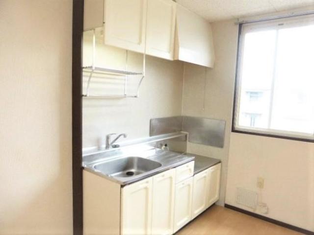 ��ʌ�����s�厚������̃A�p�[�g�̃L�b�`��