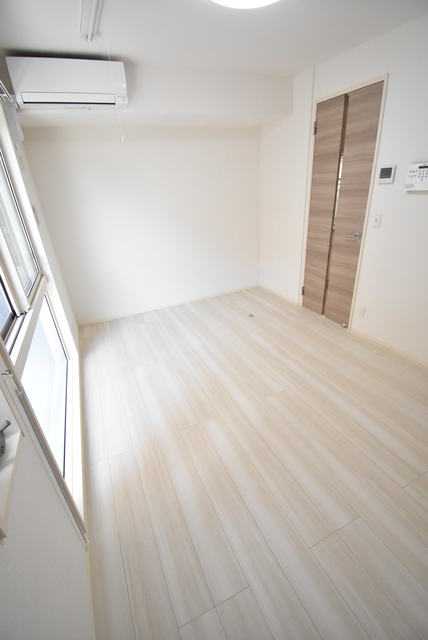 ��ʌ��������܎s�k����i���Q���ڂ̃A�p�[�g�̋��ԁE���r���O