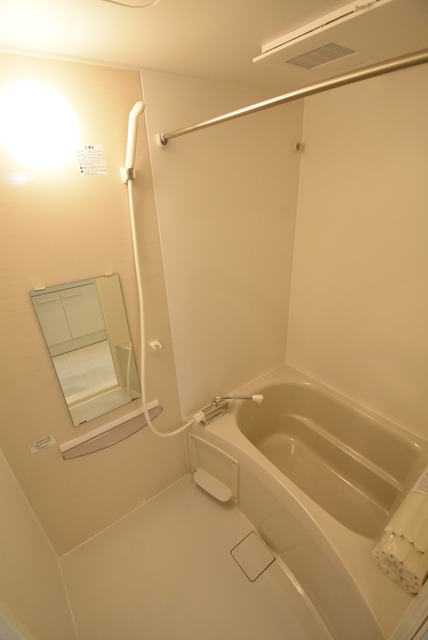 ��ʌ��������܎s�k����i���Q���ڂ̃A�p�[�g�̃o�X