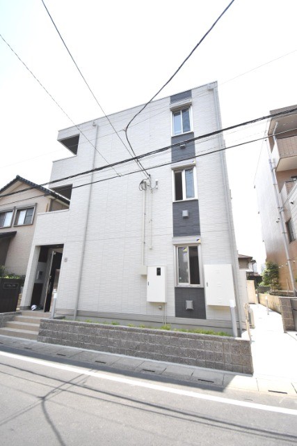 ��ʌ��������܎s�k����i���Q����544-2�̃A�p�[�g�̌����O��