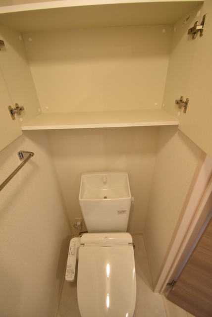 ��ʌ��������܎s�k����i���Q���ڂ̃A�p�[�g�̃g�C��