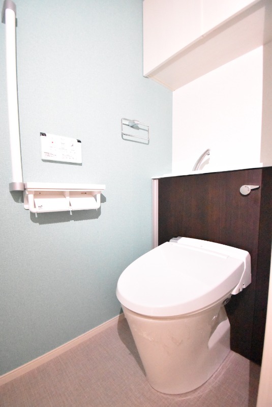 ��ʌ�����s�����U���ڂ̃A�p�[�g�̃g�C��