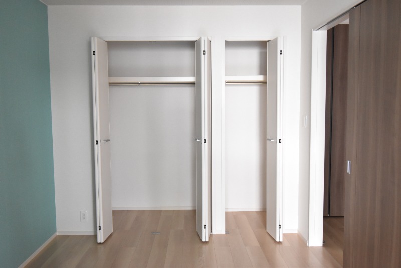 ��ʌ�����s�����U���ڂ̃A�p�[�g�̎��[