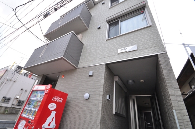 ��ʌ��������܎s������{�����P����1-18�̃A�p�[�g�̌����O��