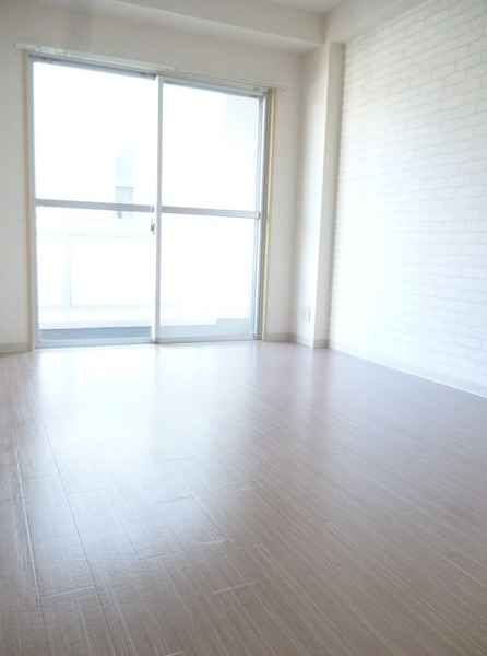 ��ʌ��������܎s�΋擌�Y�a�Q���ڂ̃}���V�����̐Q��