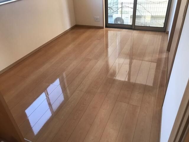 ��ʌ��������܎s����厚�y���̃A�p�[�g�̋��ԁE���r���O