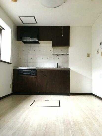 ��ʌ��������܎s������x�蒬�̃}���V�����̃L�b�`��