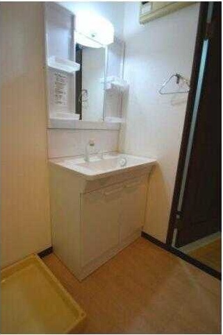 ��ʌ��������܎s������x�蒬�̃}���V�����̐��ʏ�