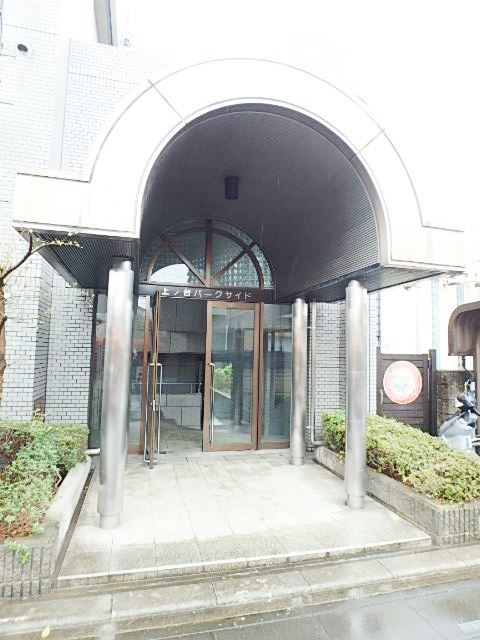 ��ʌ��������܎s������x�蒬�̃}���V�����̃G���g�����X