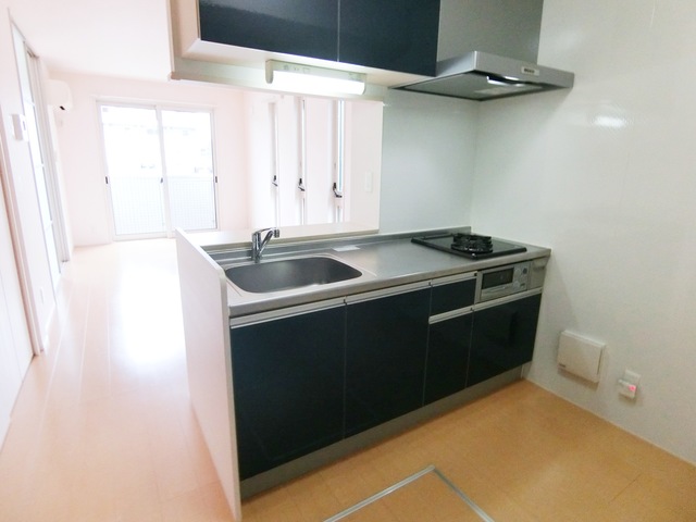 ��ʌ������s�V�����V���ڂ̃A�p�[�g�̃L�b�`��