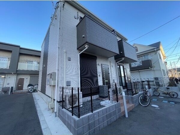 ��ʌ�����s�씵���J�Q���ڂ̃A�p�[�g�̌����O��