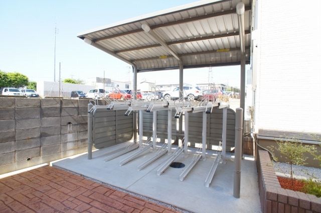 ��ʌ��������܎s�k����i���Q���ڂ̃A�p�[�g�̂��̑�