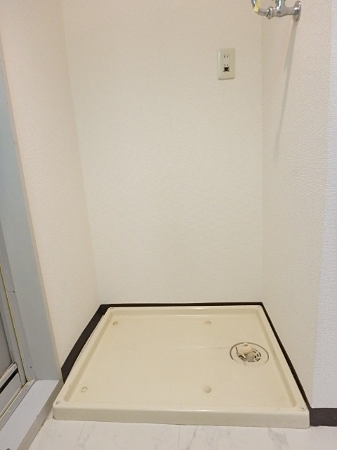 ��ʌ��������܎s��{��y�蒬�R���ڂ̃}���V�����̂��̑�