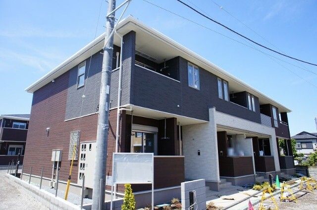 ��ʌ��������܎s�΋�厚���1476-1�̃A�p�[�g�̌����O��