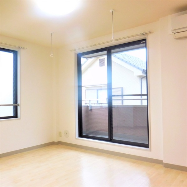 ��ʌ��������܎s�Y�a�搣����R���ڂ̃}���V�����̋��ԁE���r���O