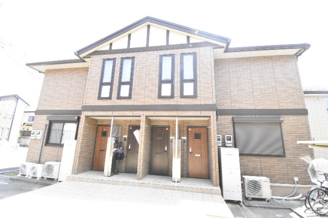 ��ʌ��������܎s����厚�w��1189-1�̃A�p�[�g�̌����O��