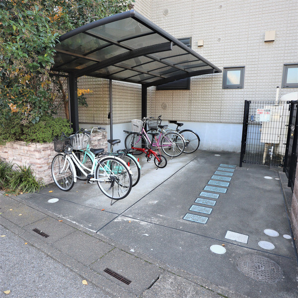 ��ʌ�����s�Ԉ�P���ڂ̃}���V�����̂��̑�