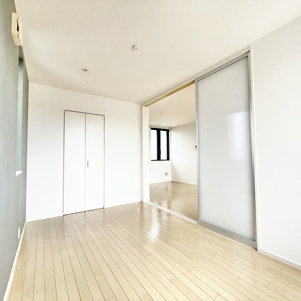 ��ʌ�����s�Ԉ�P���ڂ̃}���V�����̂��̑������E�X�y�[�X