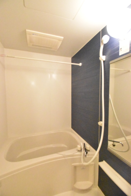 ��ʌ�����s�˒˓�P���ڂ̃}���V�����̃o�X