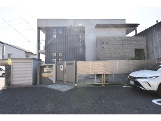 ��ʌ�����s�˒˓�P���ڂ̃}���V�����̃G���g�����X