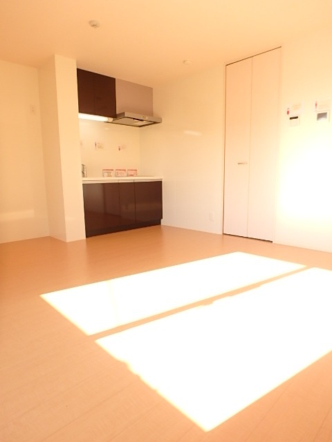 ��ʌ��������܎s����厚�w��̃A�p�[�g�̋��ԁE���r���O