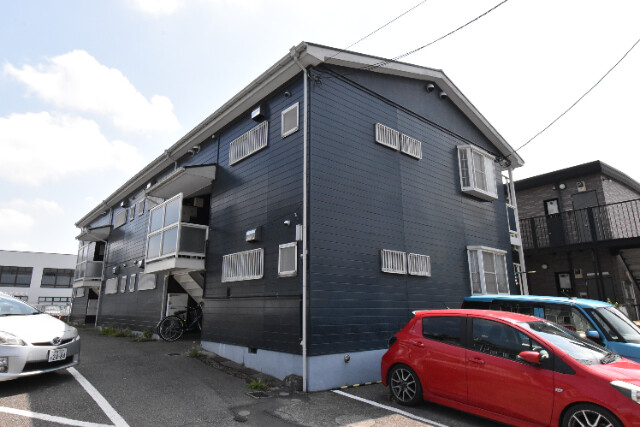 ��ʌ�����s�˒˂T���ڂ̃A�p�[�g�̌����O��