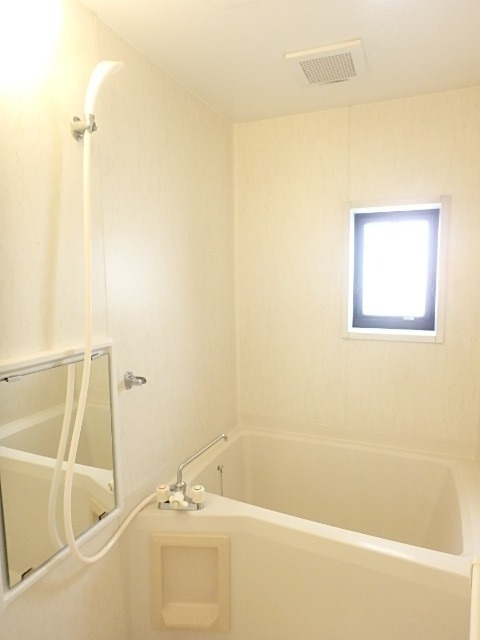 ��ʌ��������܎s��{��O���P���ڂ̃A�p�[�g�̃o�X